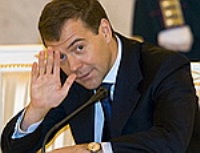 Медведев просит Нато отказаться от Украины